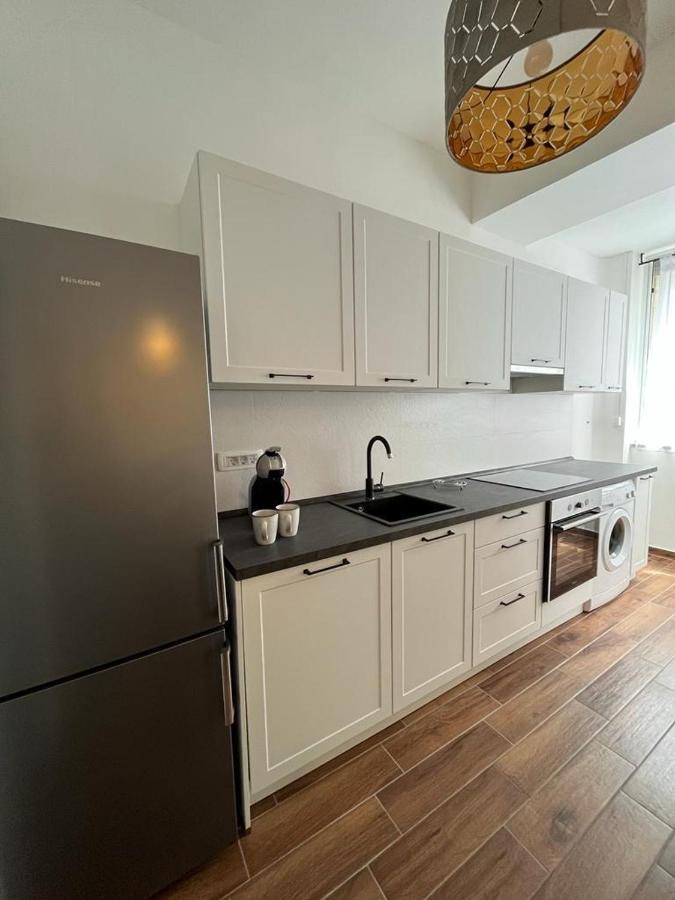 Lux Apartmans Lejlighed Pula Eksteriør billede